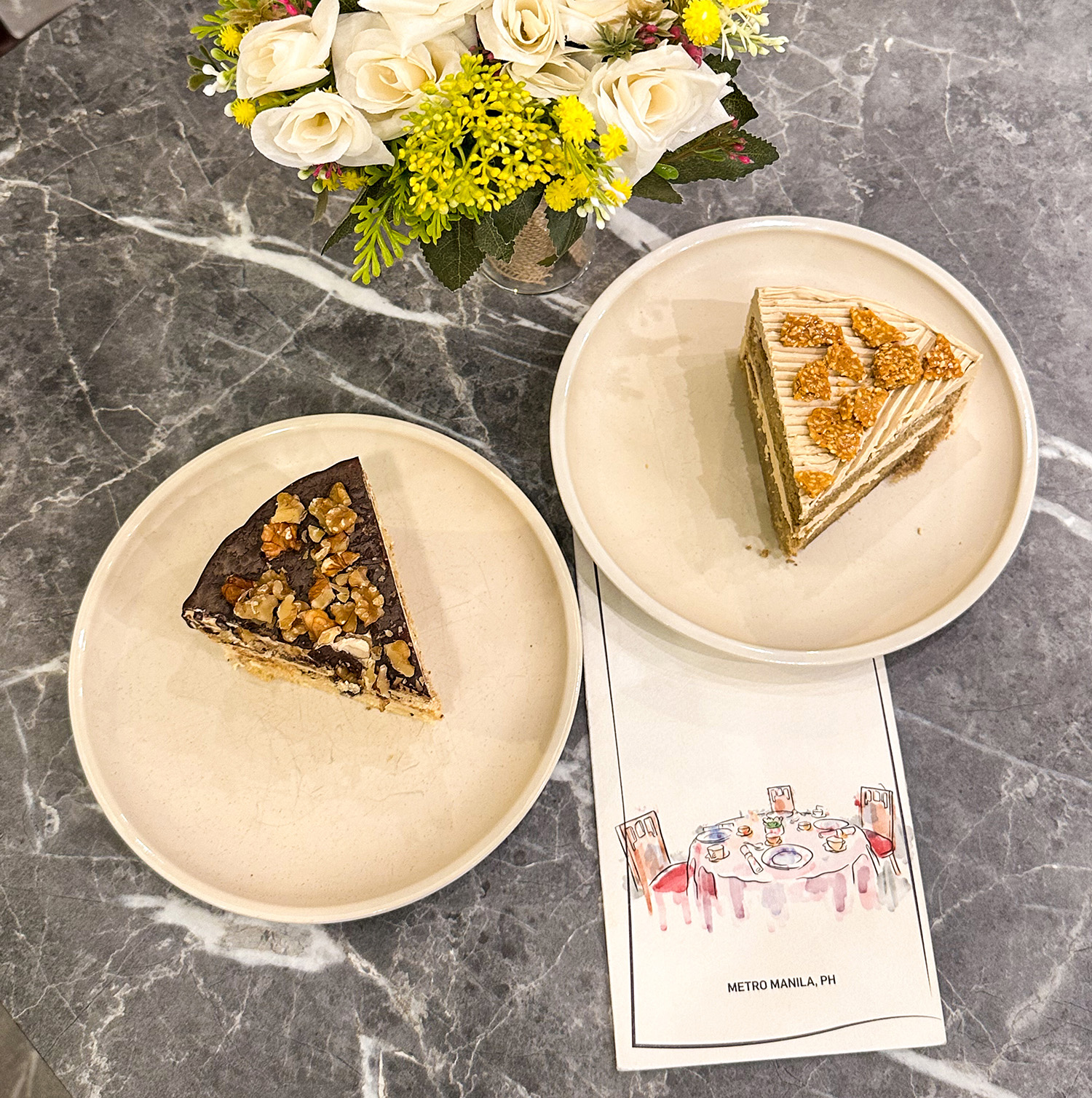 Matcha and caramel cake slices